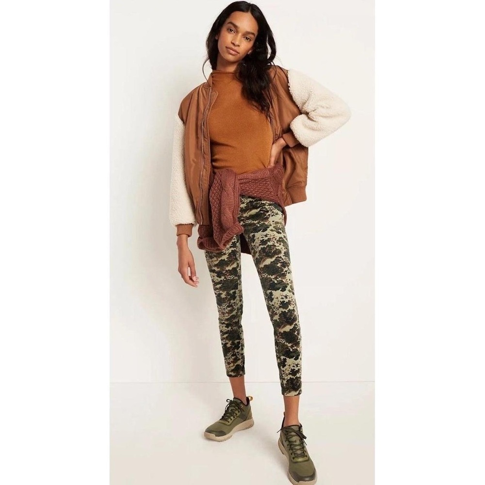 Pilcro Skinny Corduroy Camouflage Print Pants